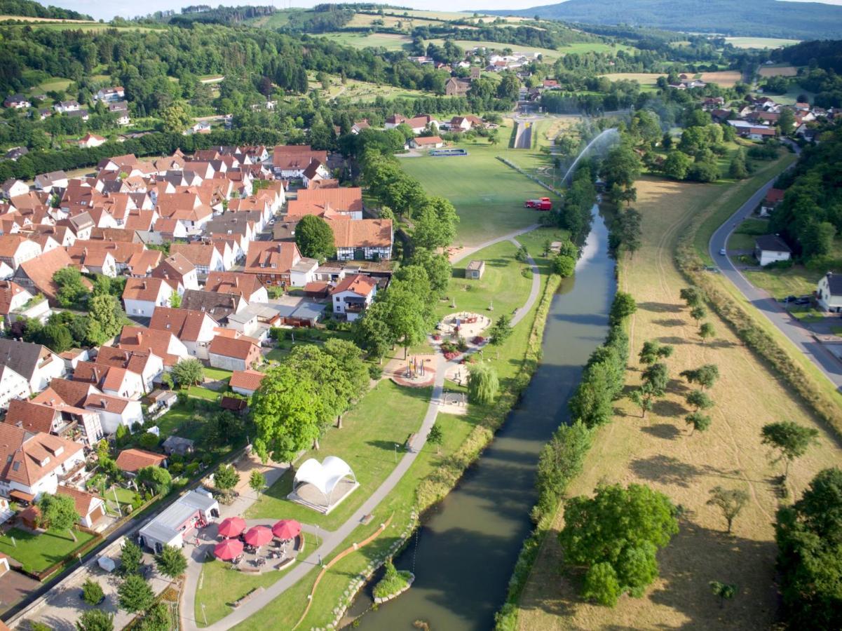 Hotel Stadt Luegde Eksteriør bilde